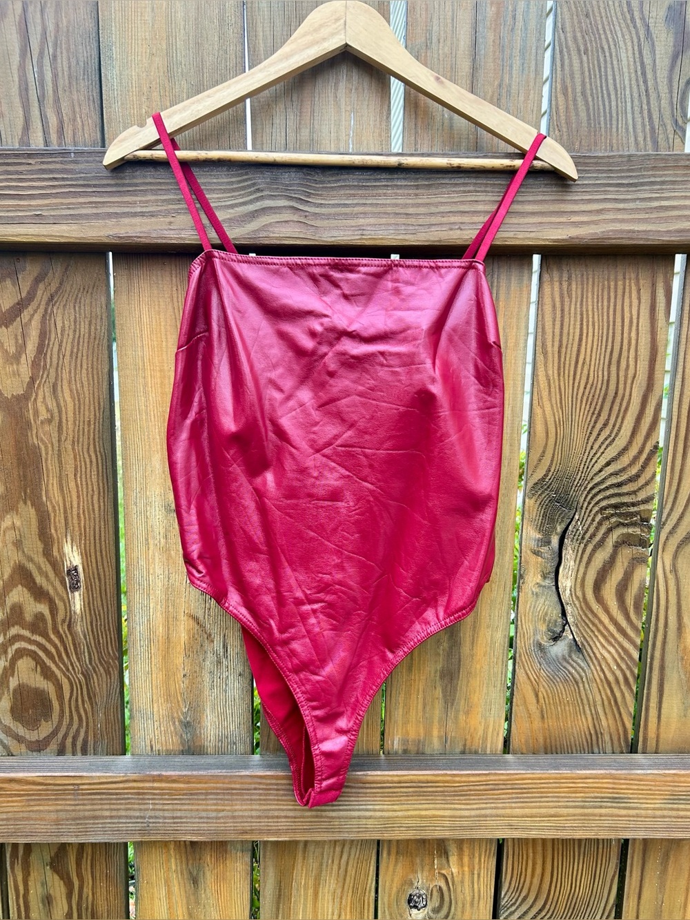 New Forever 21 Red Faux Leather Sculpting Bodysuit Size Large Zipper Back